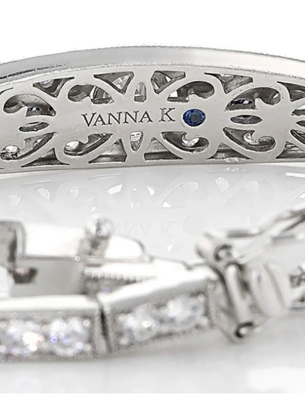 🌸JTV21 - Vanna K Blue and White Cubic Zirconia Simulants Bracelet💎🛍️